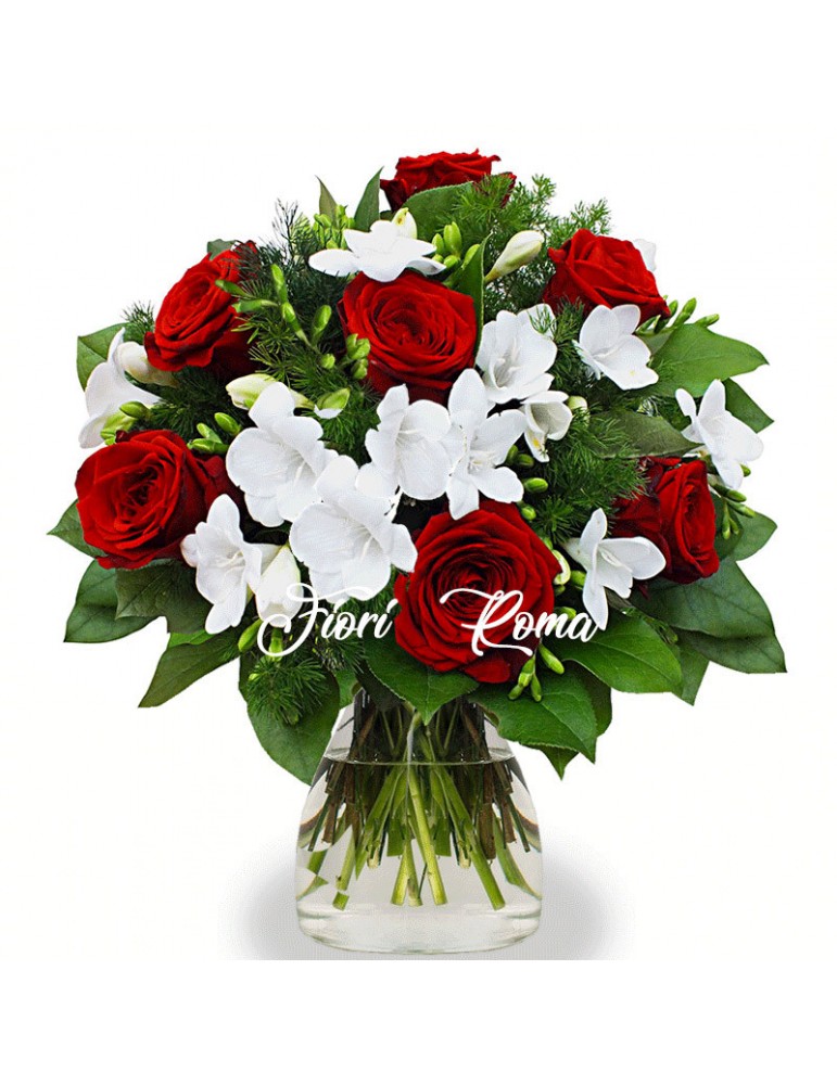Fioraio a primavalle Roma ti offre un Bouquet con rose rosse e fiori bianchi a prezzi economici